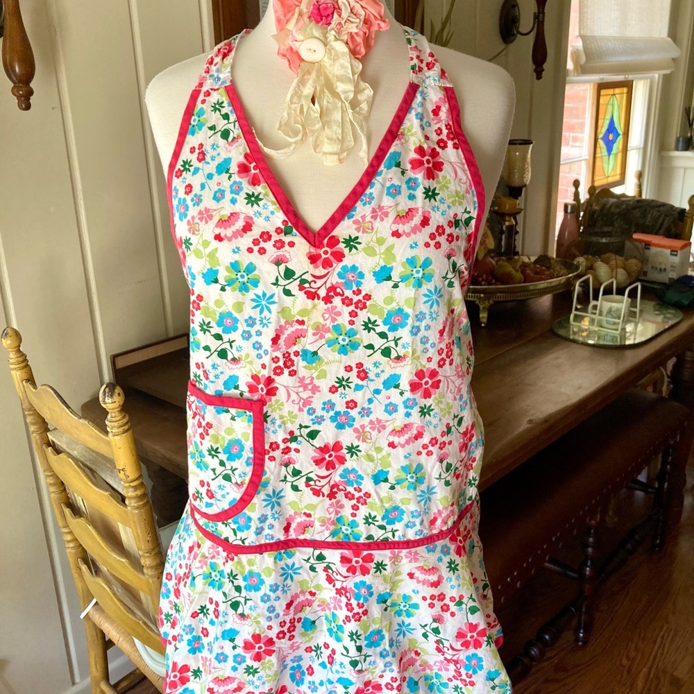 Floral Apron with Red Trim